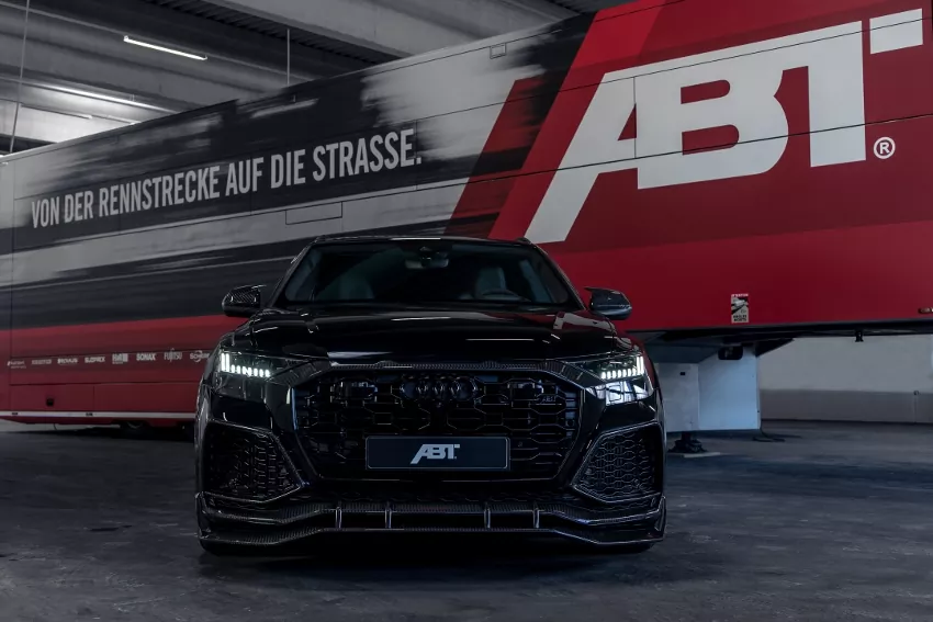 Audi RSQ8 Signature Edition (7)