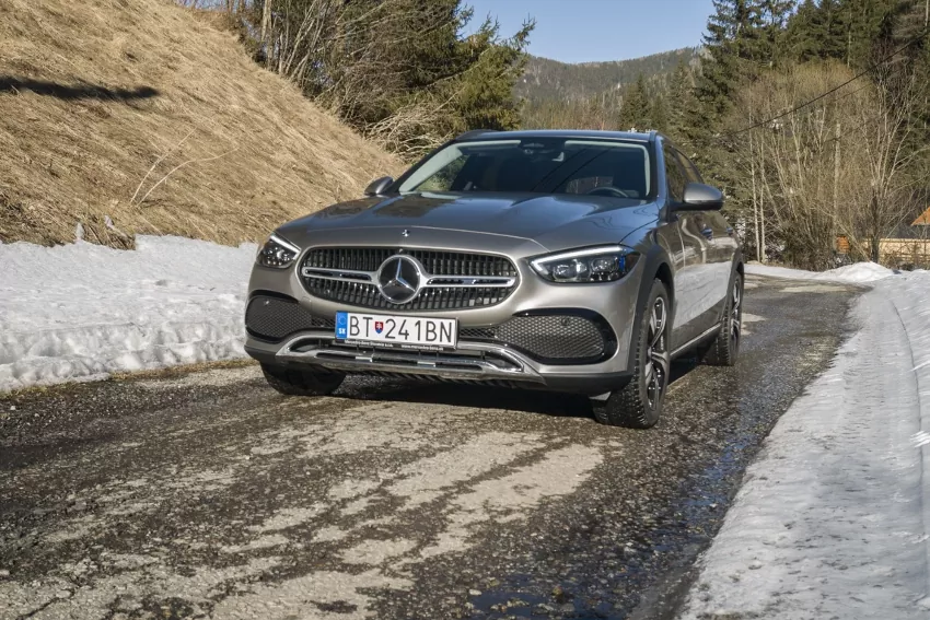 Test: Mercedes C 220d All-Terrain je praktické kombi s výbornou spotrebou