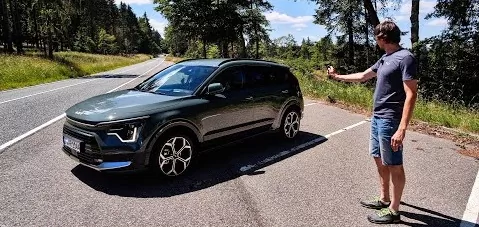 Prvá jazda: Kia Niro 2022 - HEV vs. PHEV vs. EV 