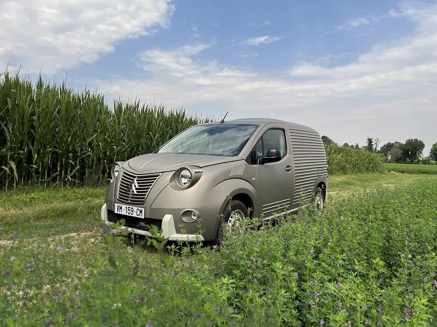 Na cesty prichádza retro Berlingo 2CV Fourgonnette