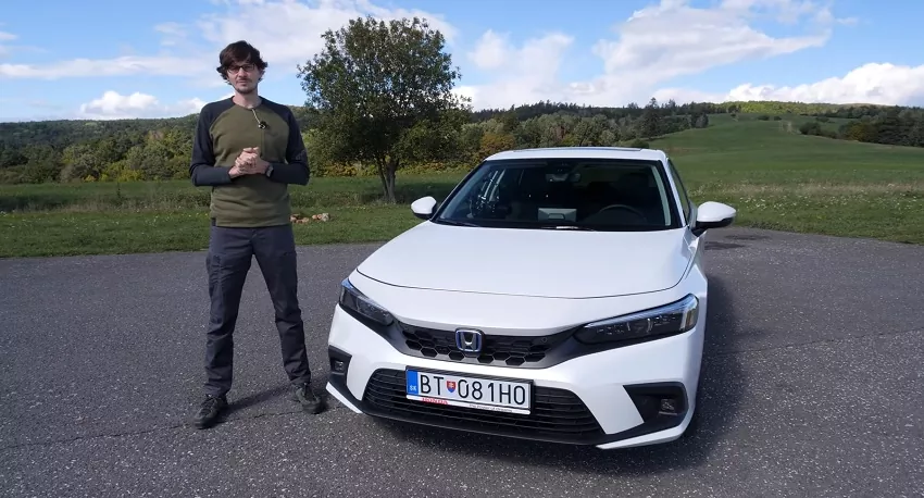 Test: Honda Civic e:HEV Advance