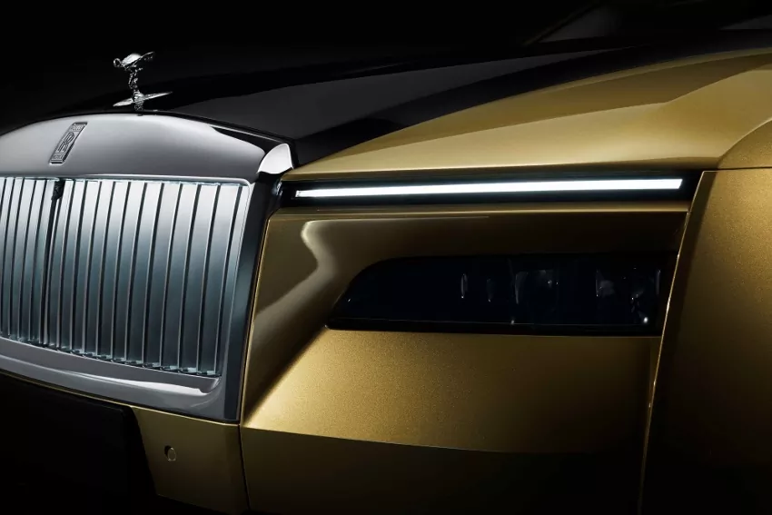 Rolls-Royce Spectre (25)
