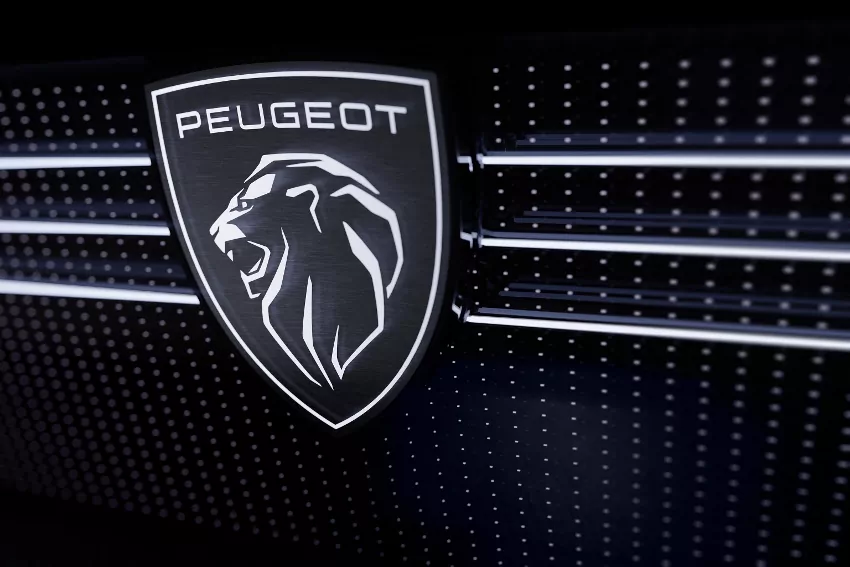 Peugeot predstaví päť nových elektromobilov