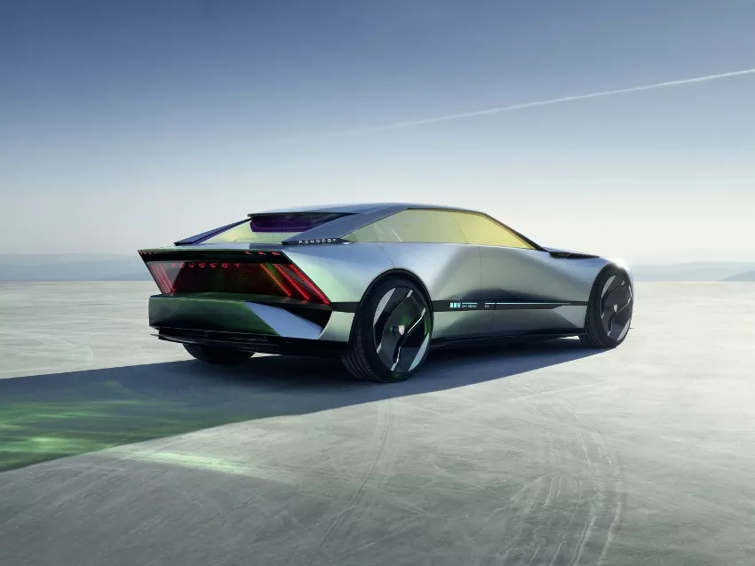 Peugeot Inception ukazuje techniku a dizajn roku 2025