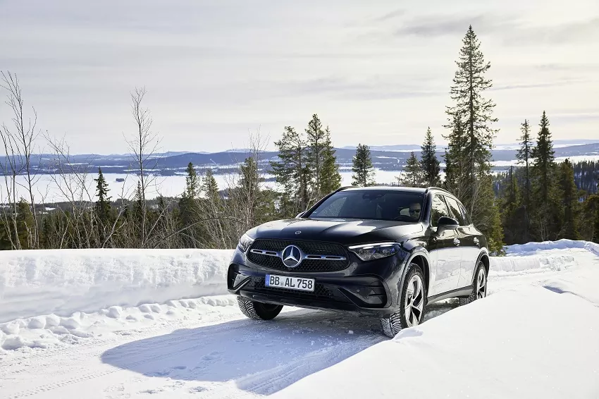 Mercedes testoval novú generáciu bŕzd za polárnym kruhom