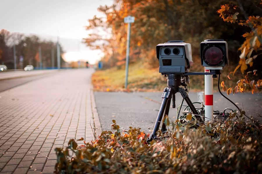 Fín dostal pokutu 121 000 eur za prekročenie rýchlosti o 32 km/h