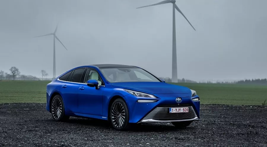 Toyota pripravuje novú generáciu vodíkových palivových článkov