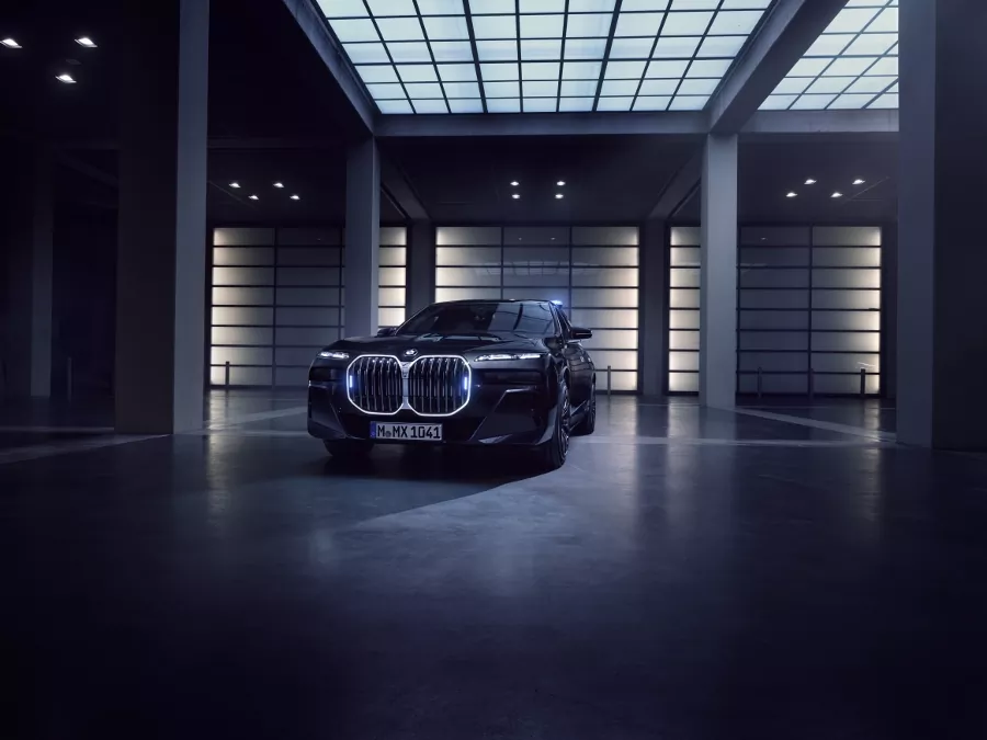 BMW ukázalo dve nové pancierové BMW  radu 7 Protection