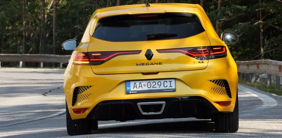 Test: Renault Megane R.S. ULTIME 300 4CONTROL