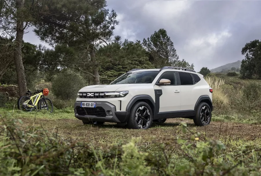 Nová Dacia Duster zdražie o 2 000 eur, odhaľuje francúzsky cenník