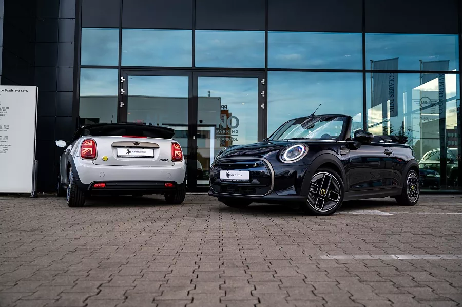 MINI Cabrio Electric: Dva kusy z výnimočnej limitovanej série sú na Slovensku