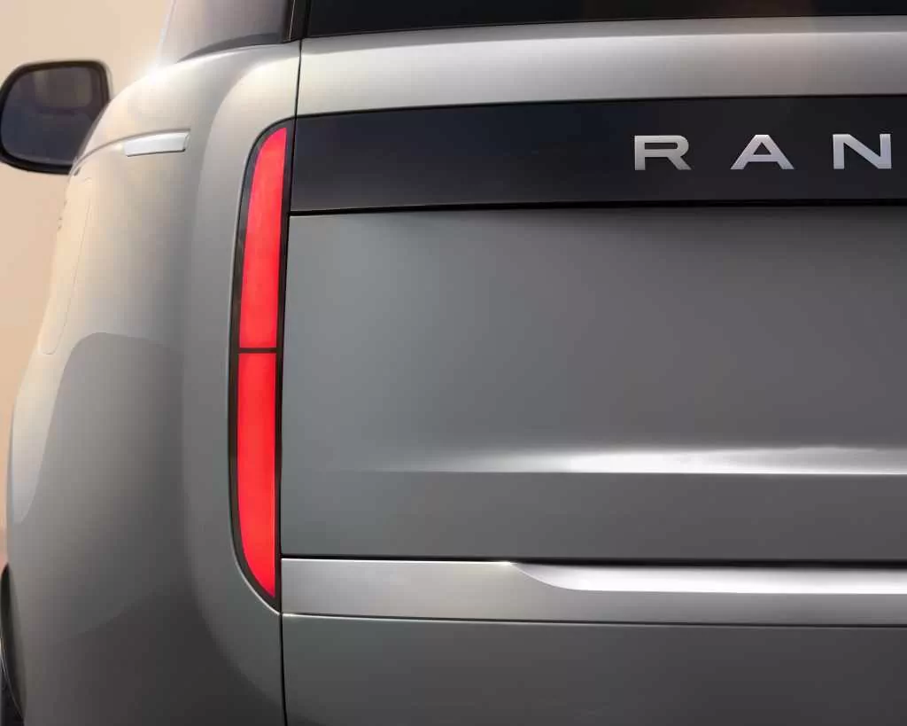 Range Rover Electric sa výkonom vyrovná osemvalcom