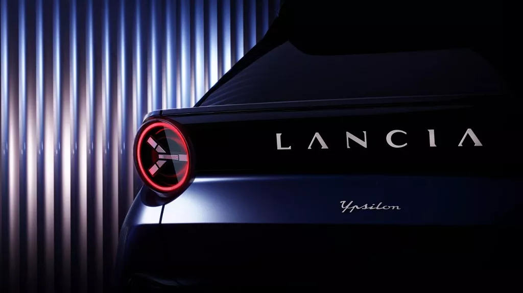 Lancia Ypsilon dostane svetlá inšpirované legendárnym modelom Stratos