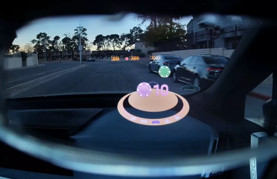 BMW predvádza v Las Vegas špeciálne VR okuliare a automatické parkovanie