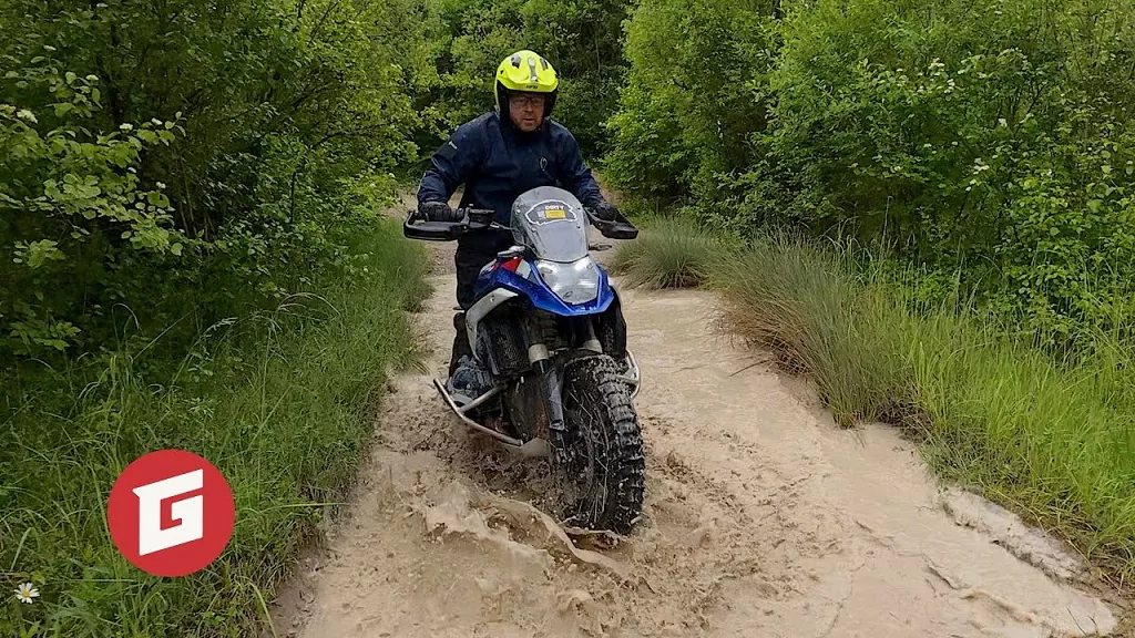 Test BMW R 1300 GS: Automat vs. Offroad