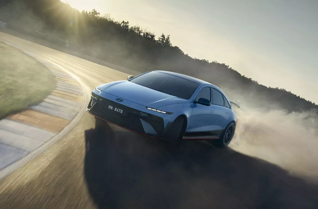 Ostrý Hyundai Ioniq 6 N debutoval v Goodwoode