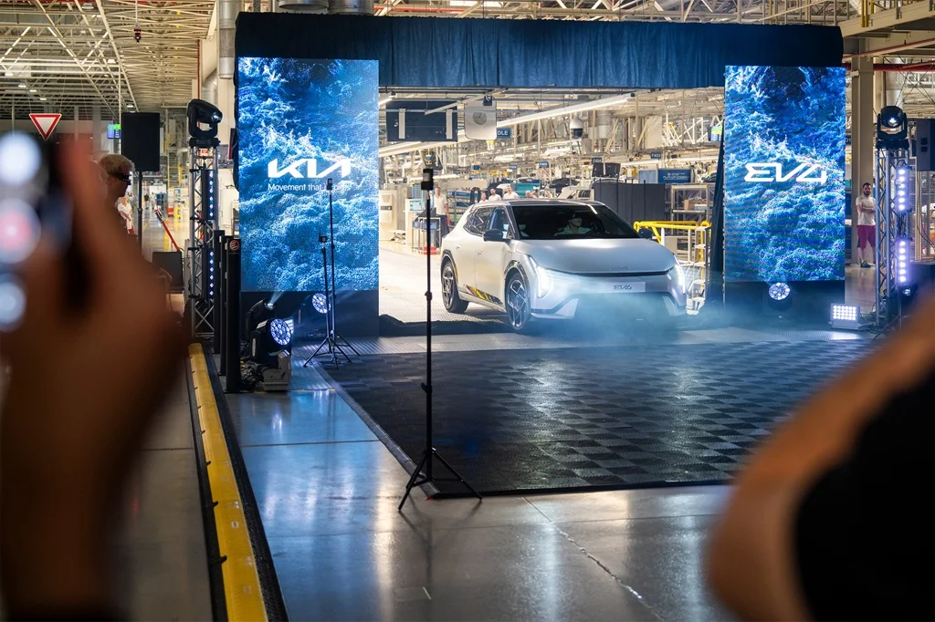 Kia spúšťa výrobu elektrického EV4 v Žiline