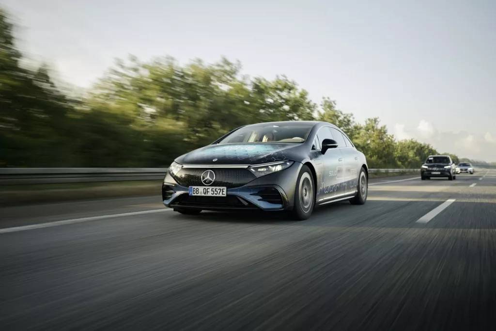Zo Stuttgartu až do Malmö: Mercedes EQS prešiel 1 205 km na jedno nabitie