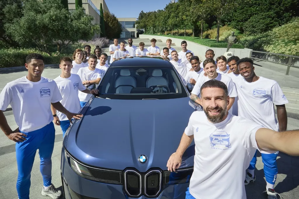 BMW a Real Madrid vstupujú do 4. sezóny s novou elektrifikovanou flotilou