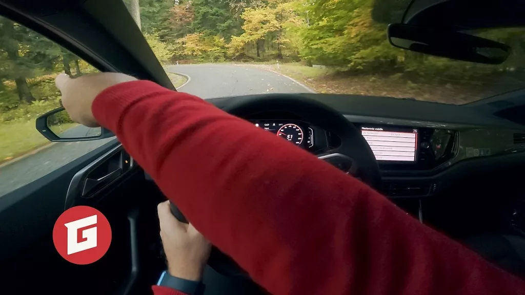 Prosím, toto nikdy nerob - Hot Hatch jazda by VW POLO GTI