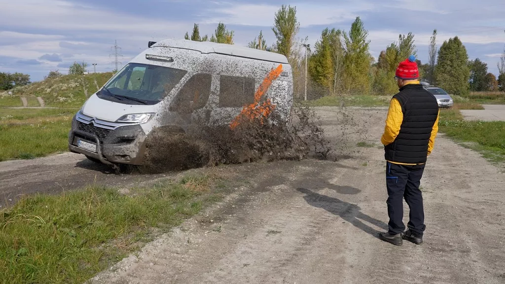 Zábavné karavany? Áno, v offroade! Karavan Klub 2025