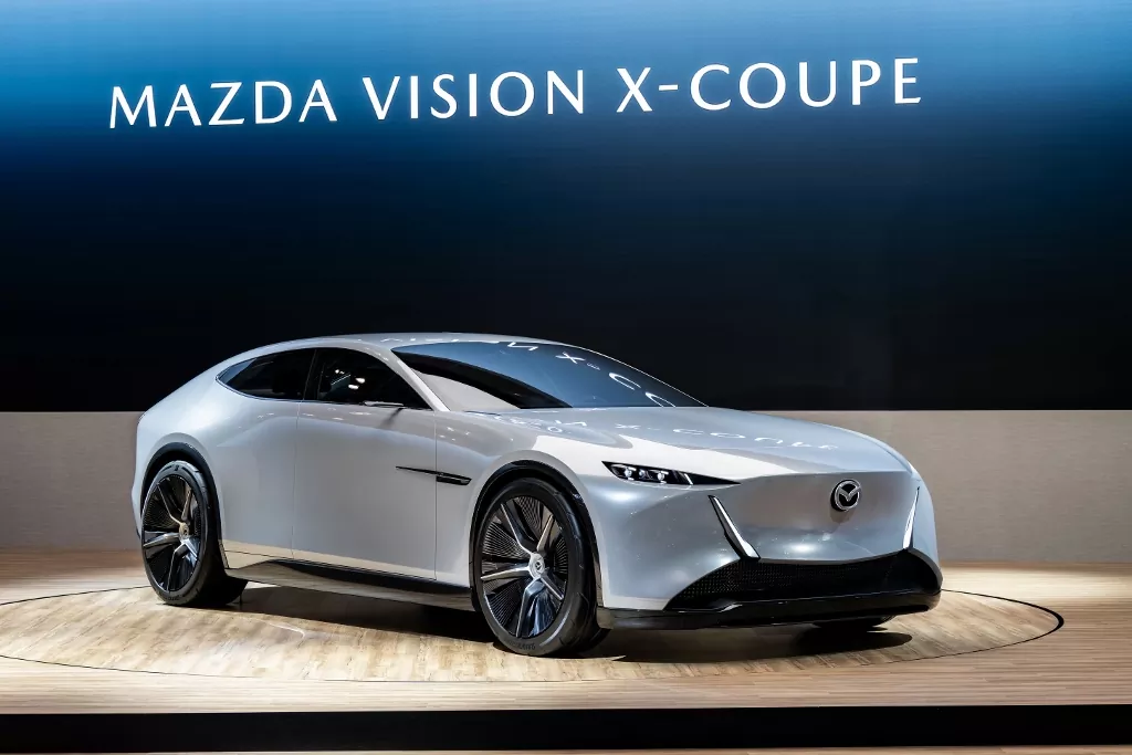 Mazda Vision X-Coupe a Vision X-Compact: dvojica konceptov ukazuje budúcnosť značky