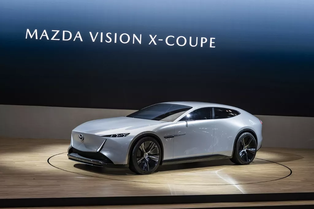 Mazda Vision X-Coupe má prelomové zachytávanie CO₂ priamo z výfuku