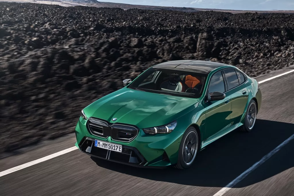 BMW vylepšuje elektromobily aj M modely: dlhší dojazd, nové iX3 a výkon bez kompromisov