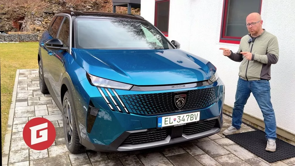 Peugeot 5008 – Čím je výnimočný medzi plug-in hybridmi? (TEST)