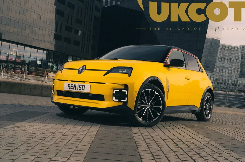 Elektrická ikona vylepšená: Renault 5 dostáva pádla rekuperácie