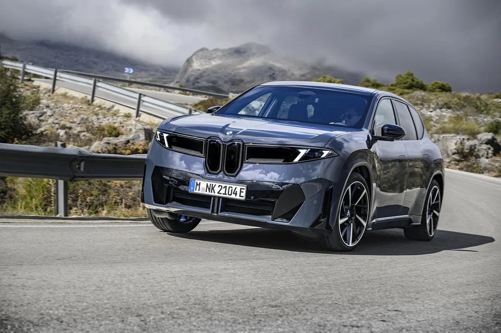 BMW iX3 boduje vo svete: dvojité víťazstvo na World Car Awards 2026