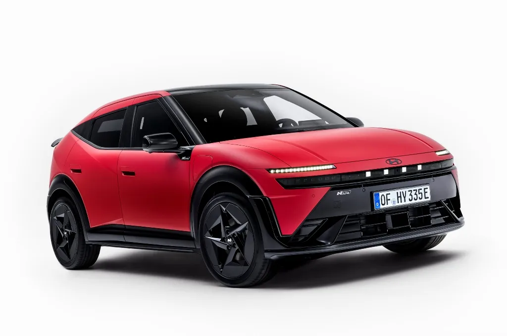 Hyundai Ioniq 3: Aero hatch, ktorý posúva elektromobil k jednoduchej, priestrannej a intuitívnej mobilite