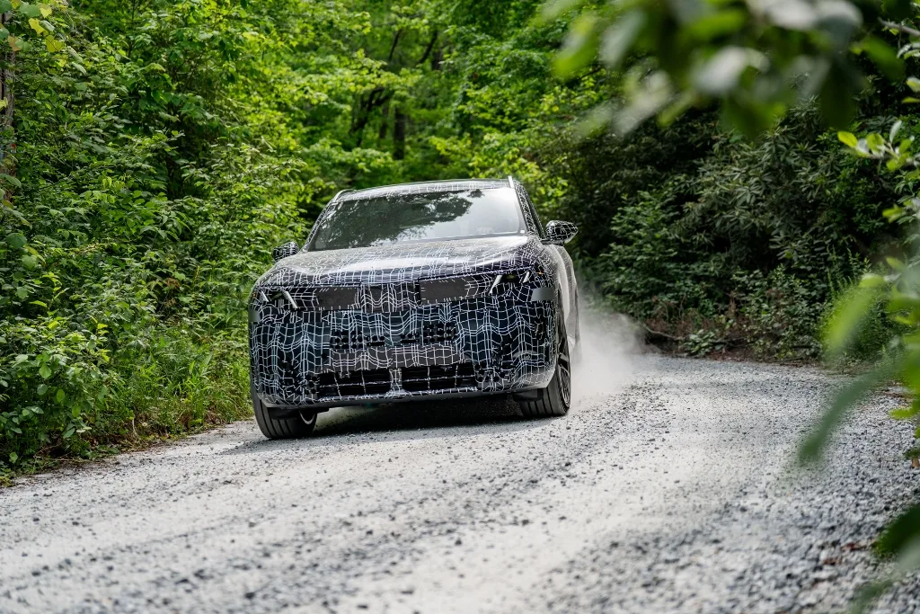 Nové BMW X5 vstupuje do finálnej fázy testovania. Príde ako elektromobil, hybrid, diesel aj vodíkové auto