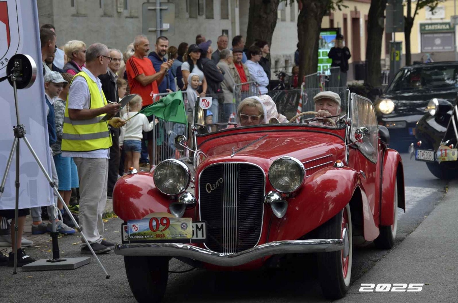 Pozvánka: Oldtimer Rallye Malé Karpaty sa vracia. V nedeľu 2. augusta odštartuje už 6. ročník