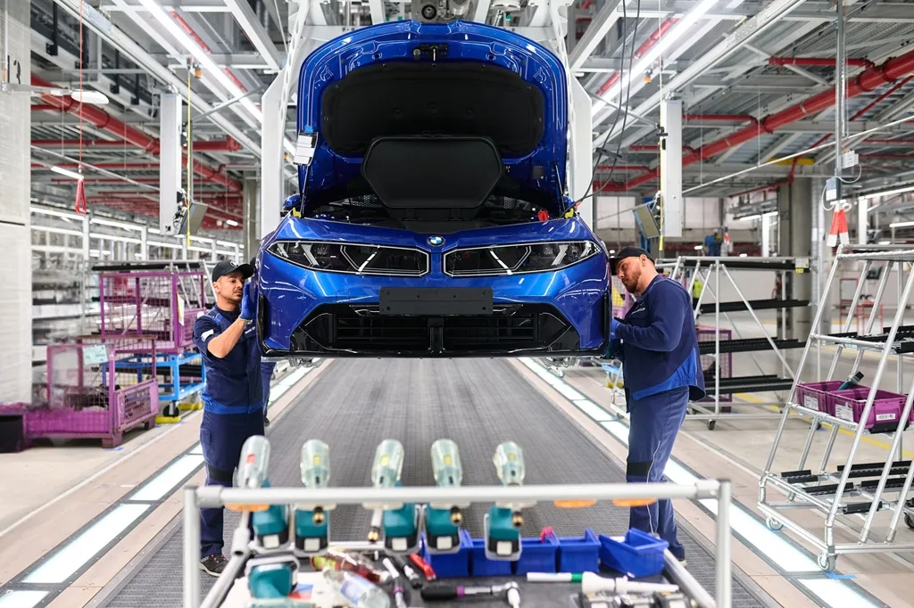 BMW i3 sa začína vyrábať v Mníchove. Dopyt je už teraz vysoký
