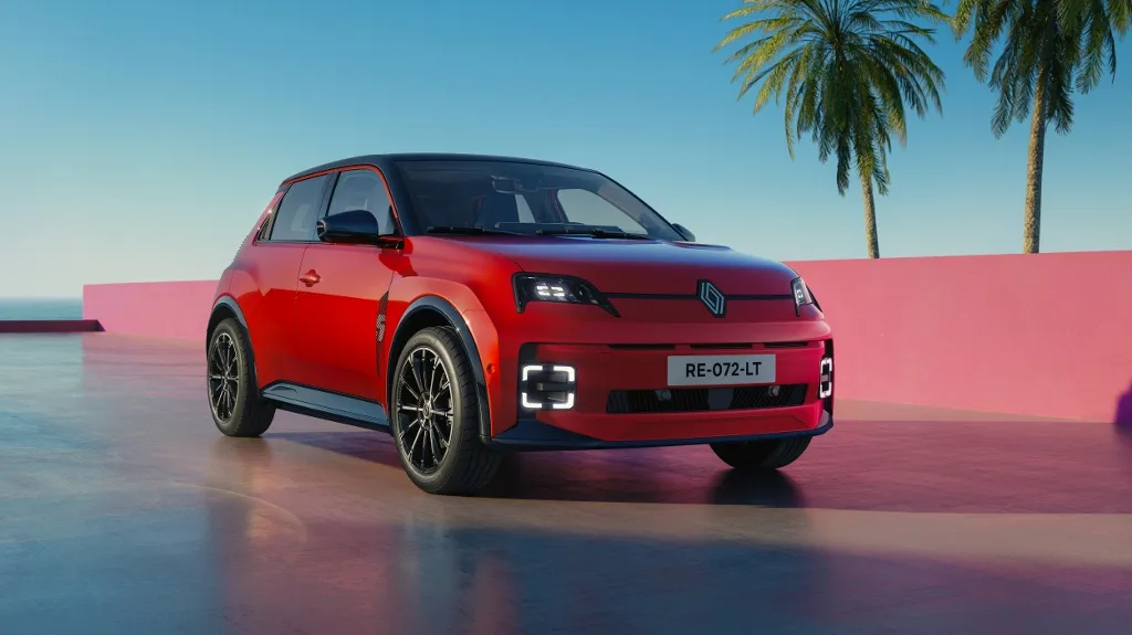 Renault 5 E-Tech electric má väčší dojazd, novú verziu aj viac možností