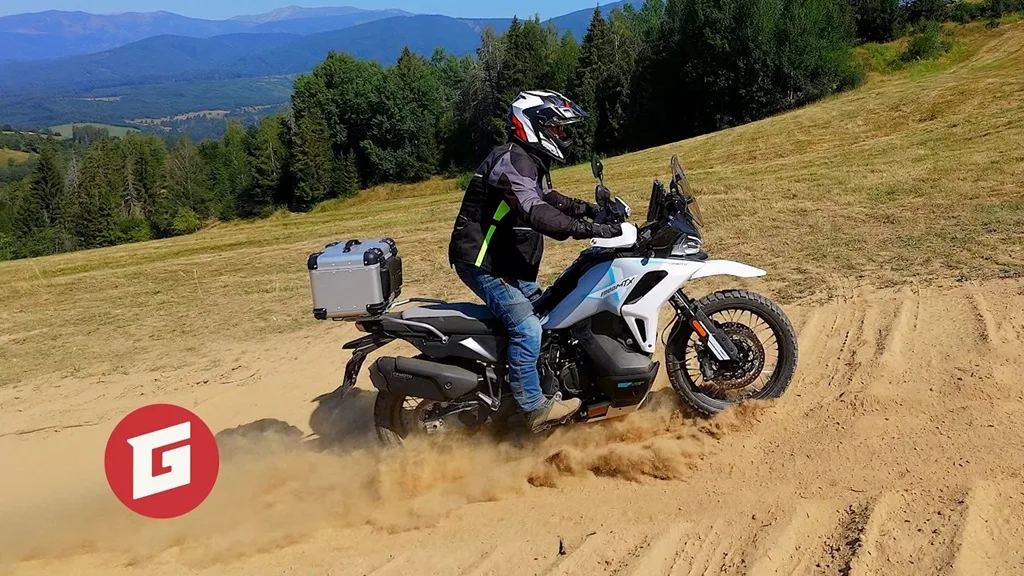 CFMOTO 1000 MT-X Touring: litrové adventure v teste Garáž.TV